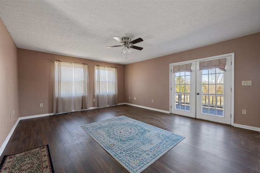 Investors, flippers, rental buyers, and handy owner-occupants: - photo 5