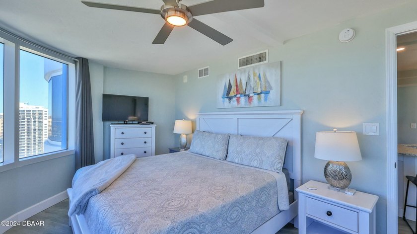 PRICED TO SELL, Coastal living with its breathtaking ocean and - photo 14