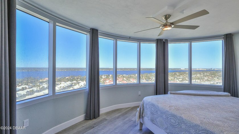 PRICED TO SELL, Coastal living with its breathtaking ocean and - photo 15