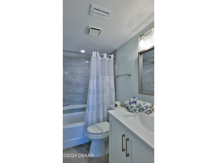 PRICED TO SELL, Coastal living with its breathtaking ocean and - photo 17