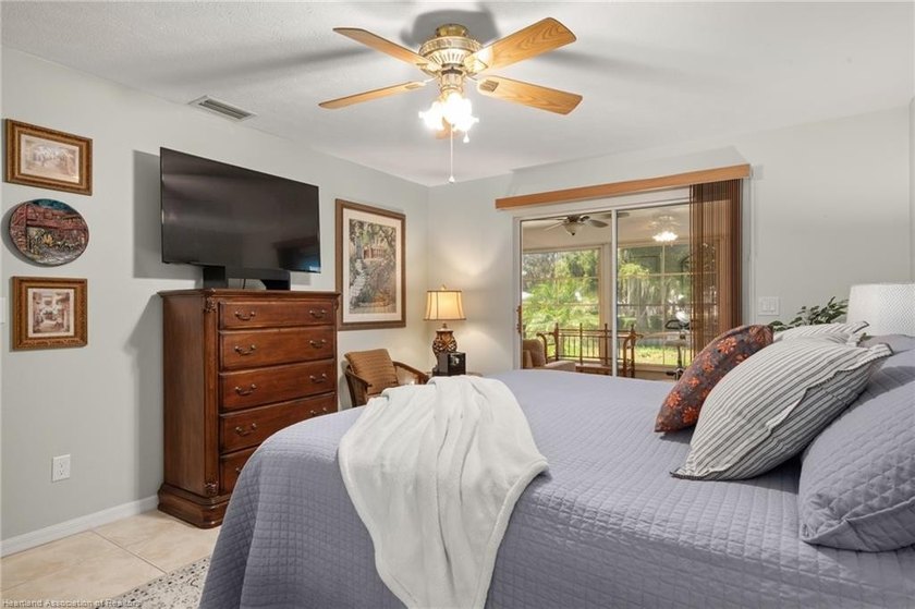 Immaculate Waterfront Living with Direct Lake Access! Nestled on - photo 24
