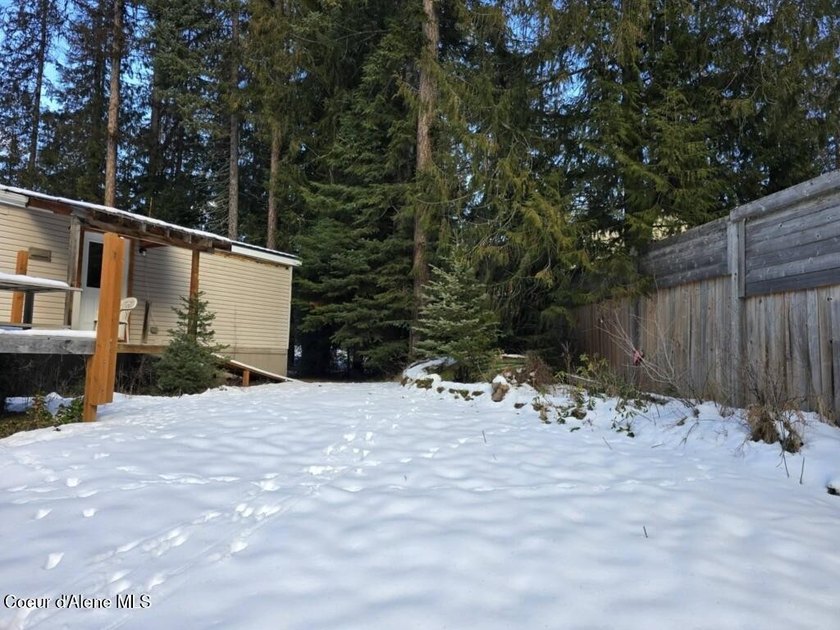 Prime location! About five minutes to Priest Lake with your own - photo 6