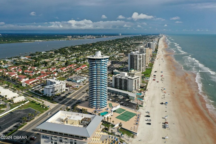 PRICED TO SELL, Coastal living with its breathtaking ocean and - photo 43