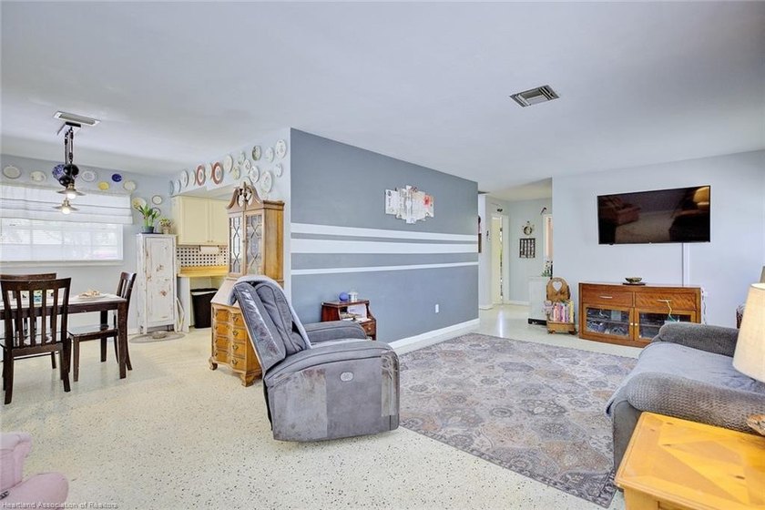 Welcome home to this adorable 2 bedroom, 2 bath home nestled on - photo 25