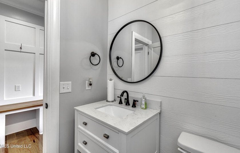 NEW PRICE!!! WELCOME TO 705 QUEENS CT. in the Gated Kensington - photo 40