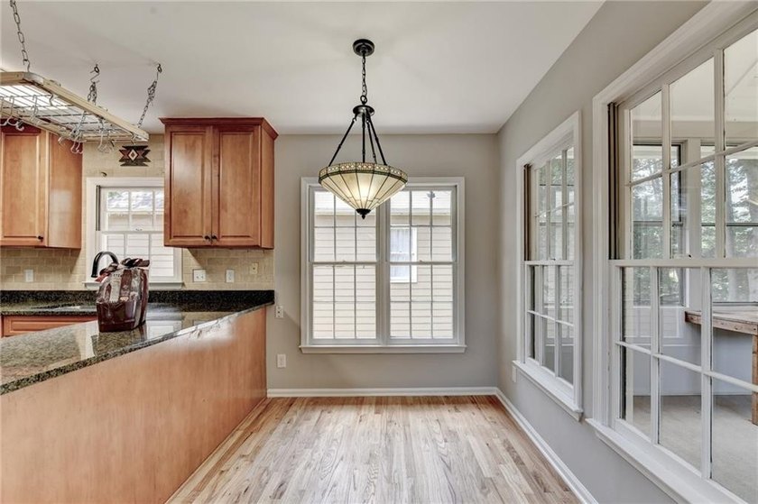 Welcome to this beautifully updated 5-bedroom, 3-bathroom home - photo 28