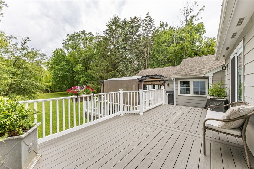 Exceptional and move-in ready split-level gem in the highly - photo 38