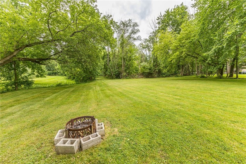 Exceptional and move-in ready split-level gem in the highly - photo 42