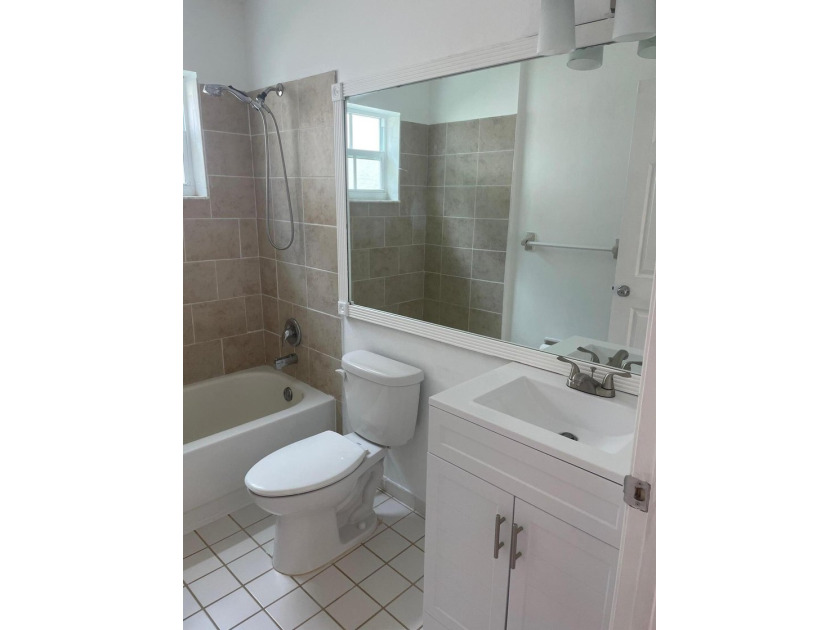Fantastic opportunity to own a piece of paradise! Welcome to - photo 28