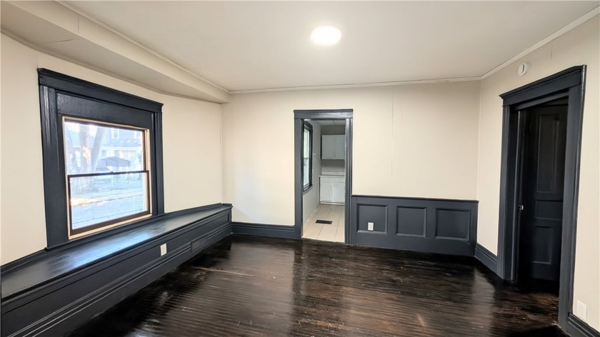 Another Rockin' Rochester Property! Fantastic opportunity for - photo 4