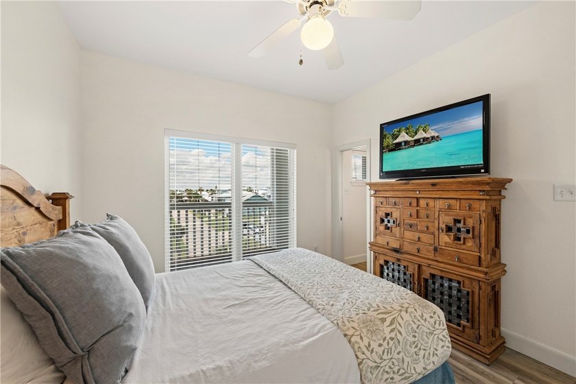 BEACHFRONT with DIRECT BEACH VIEWS and wrap-around porches made - photo 29