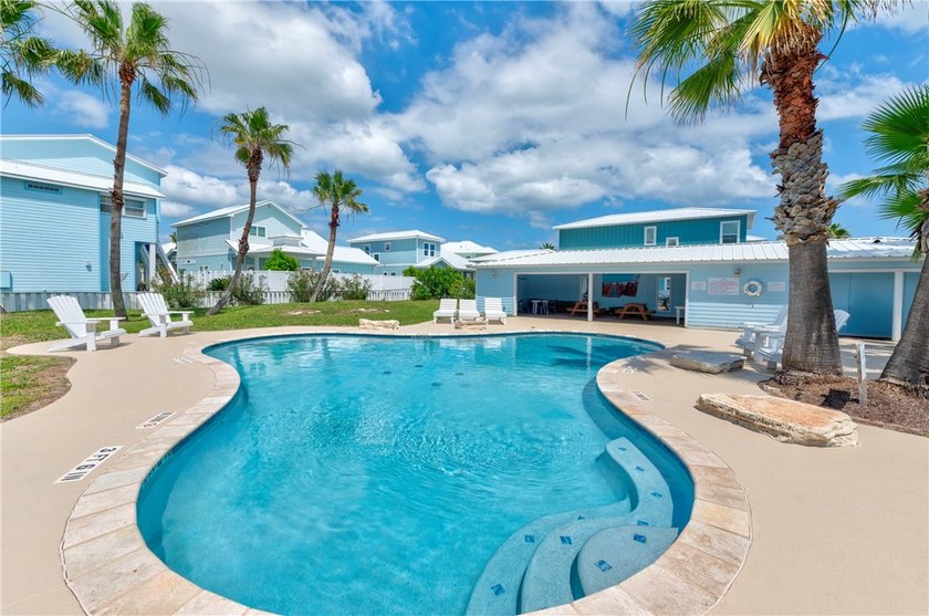 BEACHFRONT with DIRECT BEACH VIEWS and wrap-around porches made - photo 35