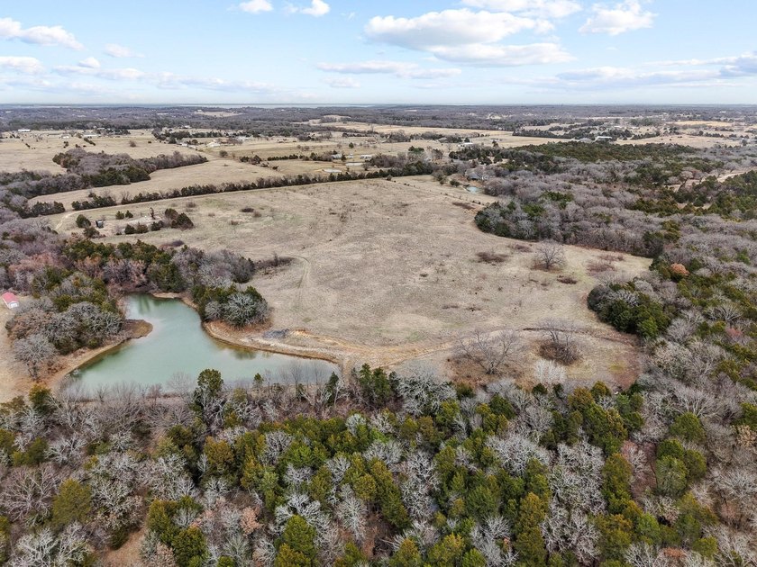 Hard to find larger tract in Pottsboro take a look around and - photo 4
