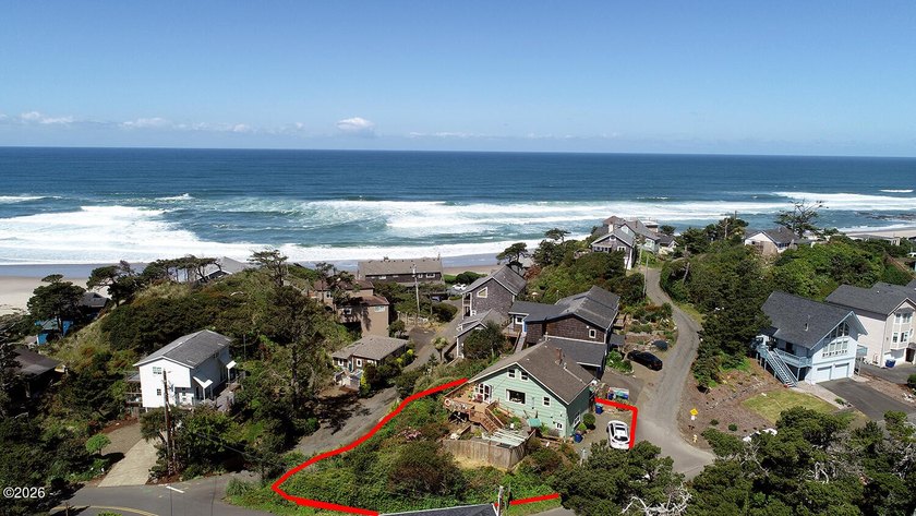 Mid-town beauty with large decks and ocean and surf views from - photo 4