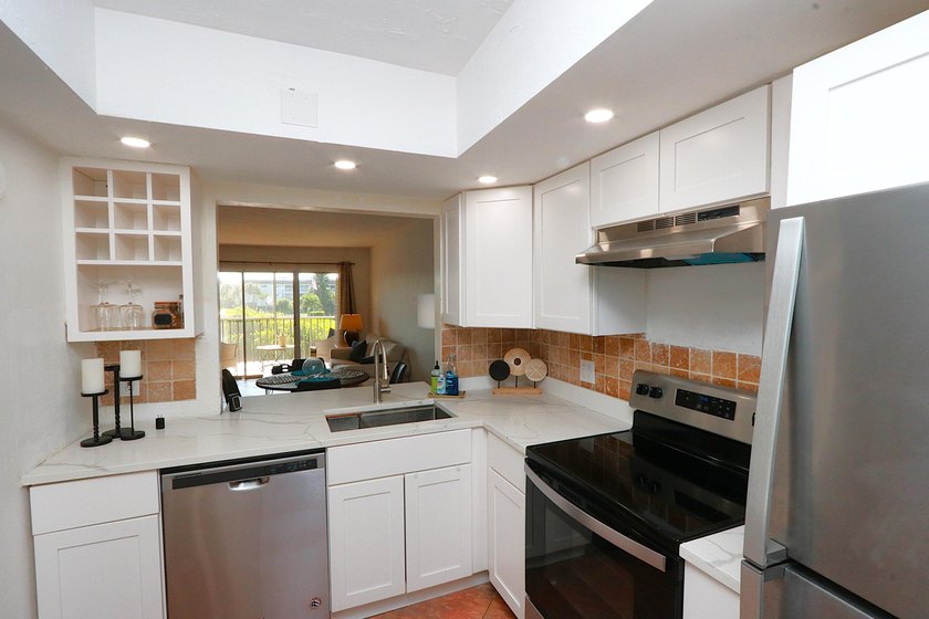 WELCOME TO GULF WINDS EAST! THIS LARGE 2 BEDROOM 2 BATH SECOND - photo 5