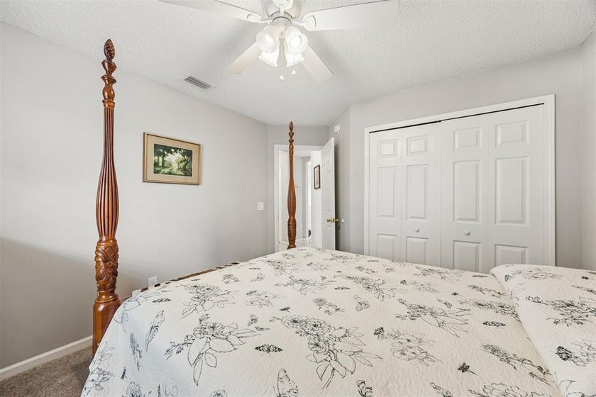 Experience the perfect blend of peaceful country living and - photo 31