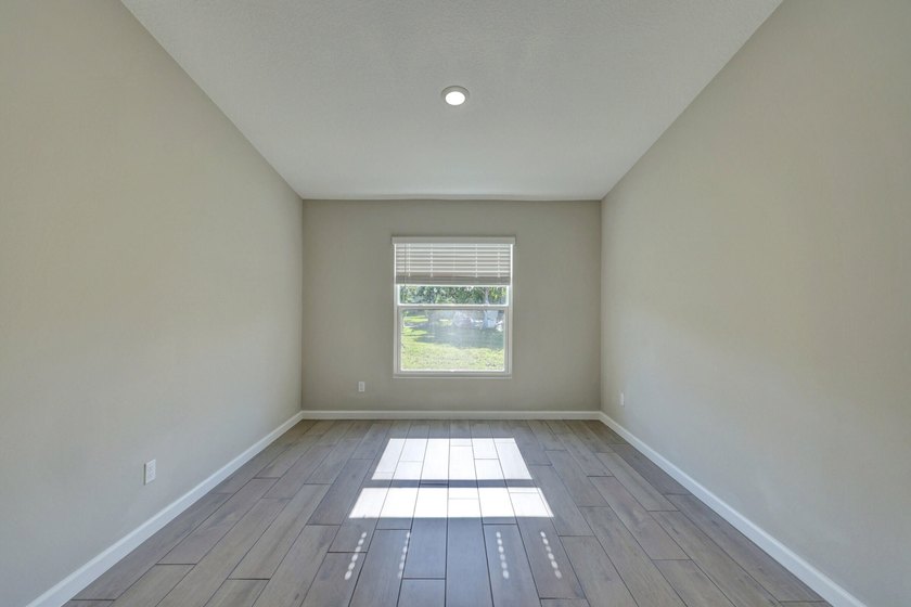 THE AMAZING VERONA 2 MODEL BUILT BY AWARD WINNING SYNERGY HOMES - photo 13