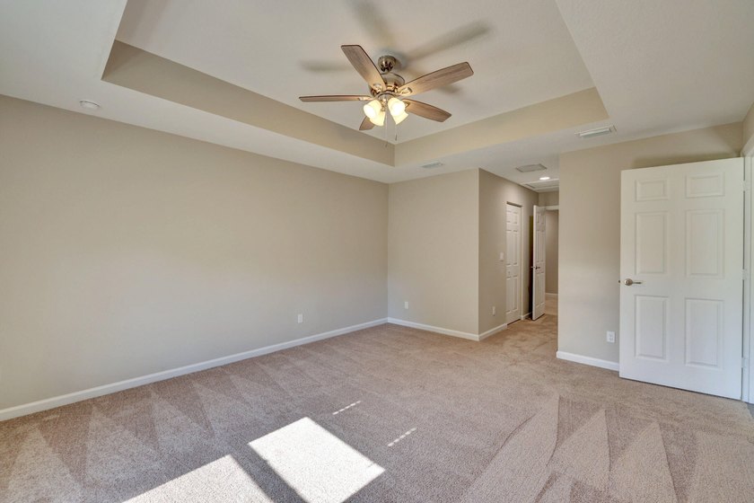THE AMAZING VERONA 2 MODEL BUILT BY AWARD WINNING SYNERGY HOMES - photo 18
