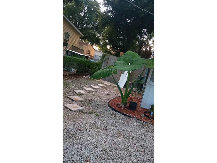 Come take a look at this 2024 barely lived in 2/2 Mobile home on - photo 19