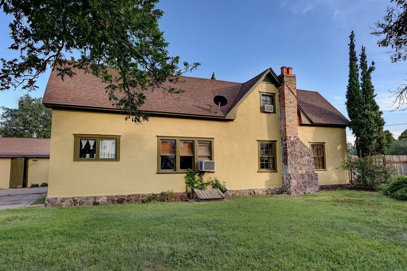 Built in 1920, this historic 2 story home offers 3,011 sqft of - photo 5