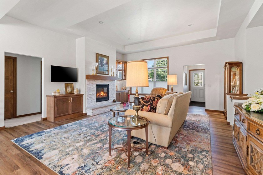 Welcome to this 3 year old, 3-bedroom, 2-bath home at 606 W 3rd - photo 26