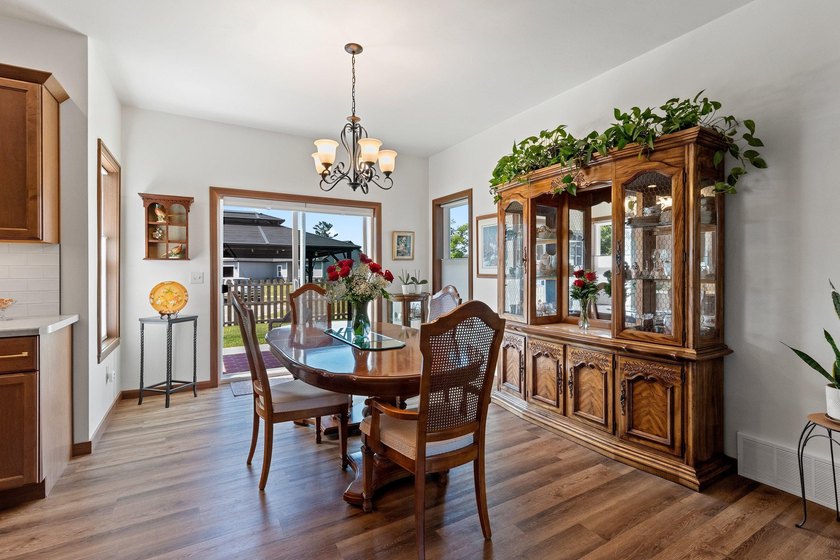 Welcome to this 3 year old, 3-bedroom, 2-bath home at 606 W 3rd - photo 29
