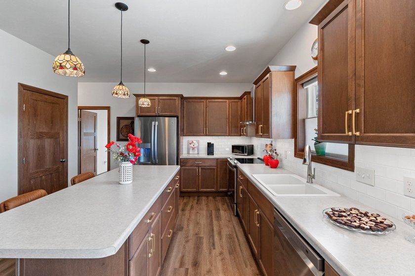 Welcome to this 3 year old, 3-bedroom, 2-bath home at 606 W 3rd - photo 32