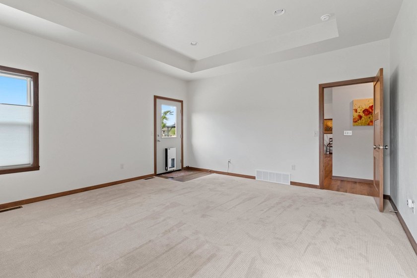 Welcome to this 3 year old, 3-bedroom, 2-bath home at 606 W 3rd - photo 45