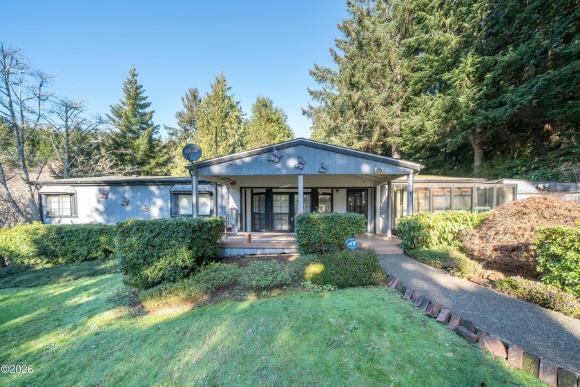 Back on the market no fault of home. This cute gem of a home - photo 13