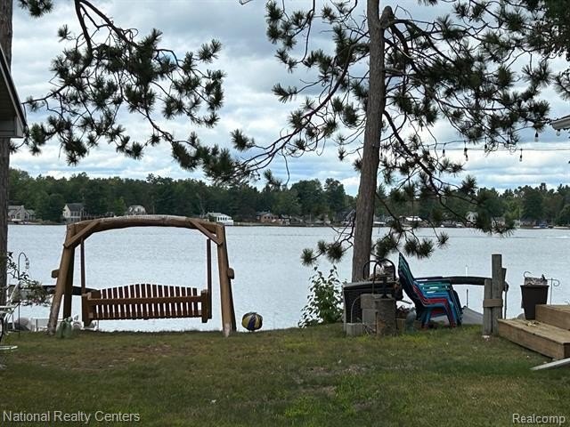 ALL SPORTS LONG LAKE! SANDY FRONTAGE ON THE MAIN BODY OF THE - photo 16