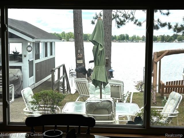 ALL SPORTS LONG LAKE! SANDY FRONTAGE ON THE MAIN BODY OF THE - photo 21