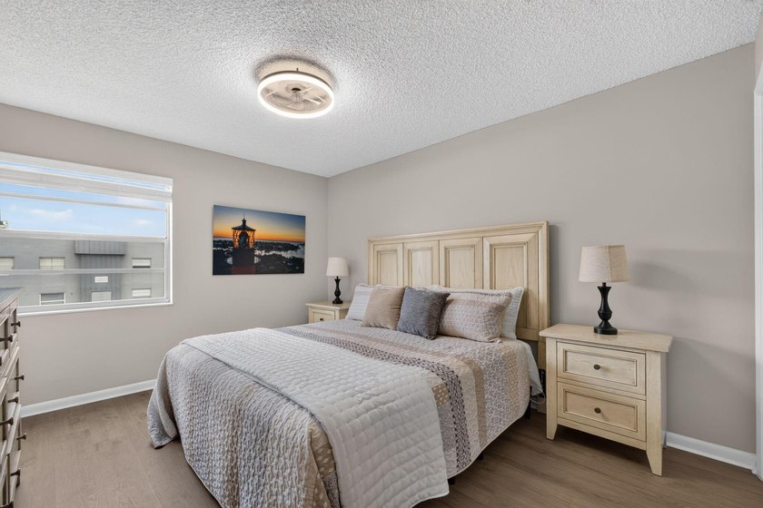 Discover comfortable, carefree living in this beautifully - photo 16