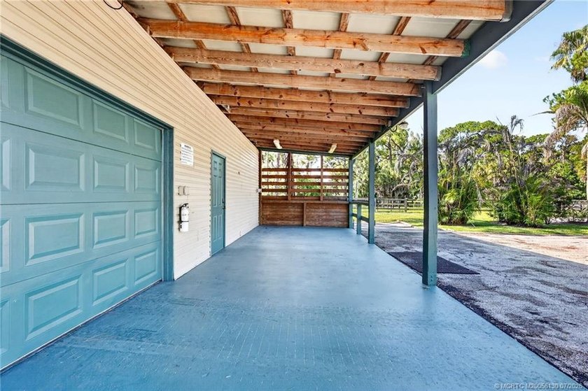 Palm City Farms Equestrian Estate | Endless Potential. A rare - photo 40
