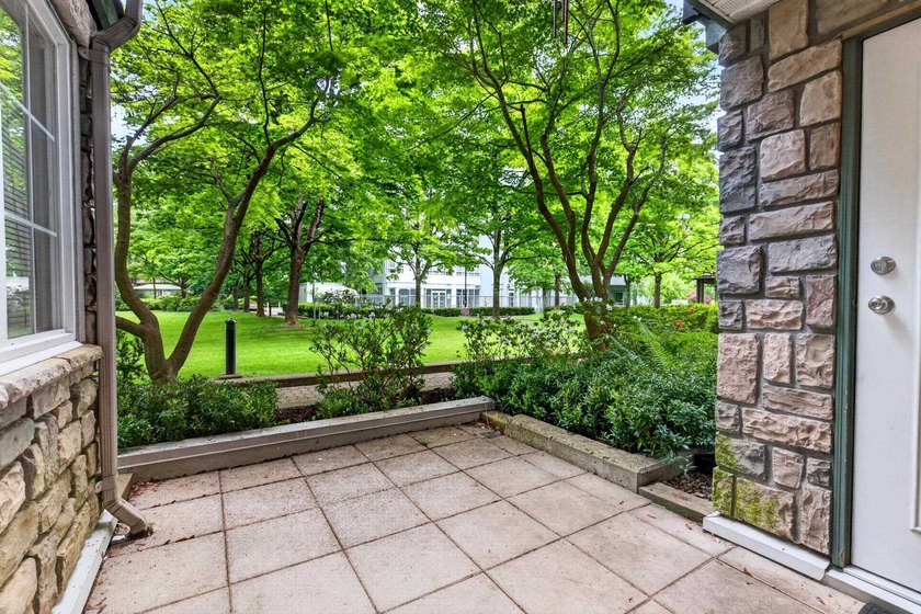 Welcome to Chatsworth Gardens, an incredible opportunity for - photo 22