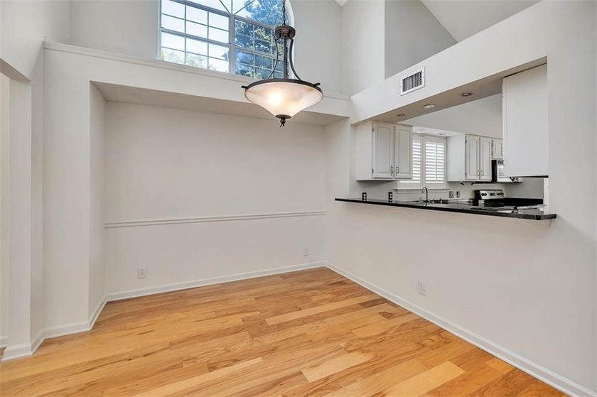 Welcome to 203 Grand Oaks - a beautifully maintained 3-bedroom - photo 9
