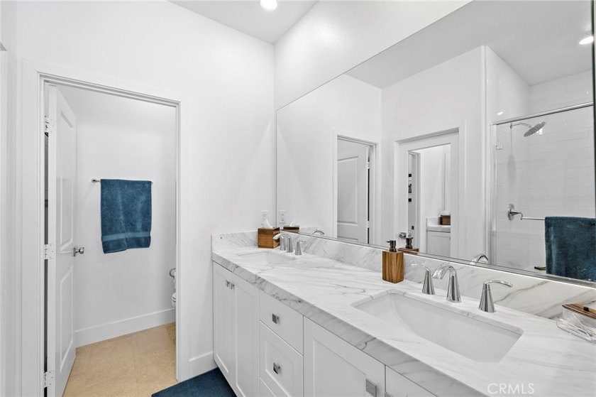 Welcome to 530 Bluegrass Way, a beautifully designed 1-bedroom - photo 14
