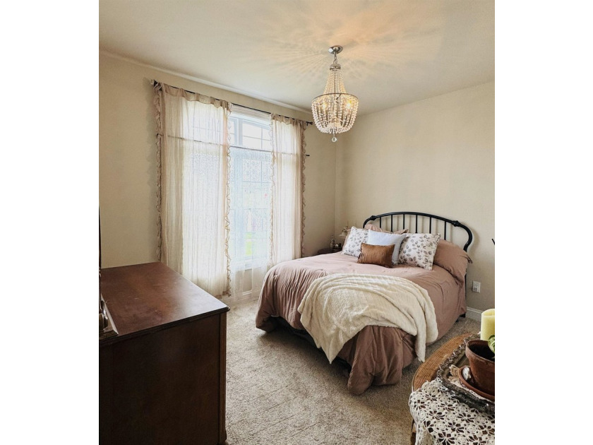 Welcome to your dream home in sought-after Pleasant Hill - photo 16