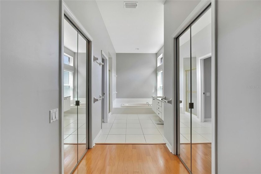 Set within the gated Glen Lakes Golf &amp; Country Club, this 2,238 - photo 21