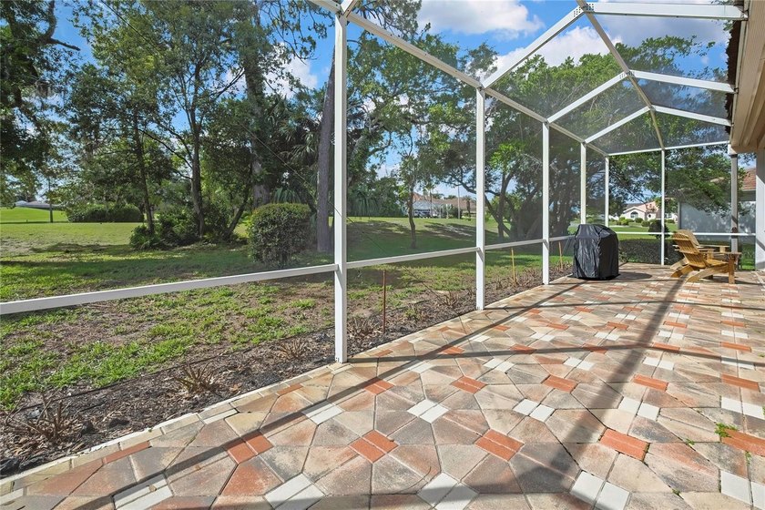 Set within the gated Glen Lakes Golf &amp; Country Club, this 2,238 - photo 34