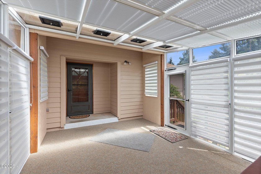CHARMING COASTAL HOME! This 2,320 square foot home is located on - photo 6