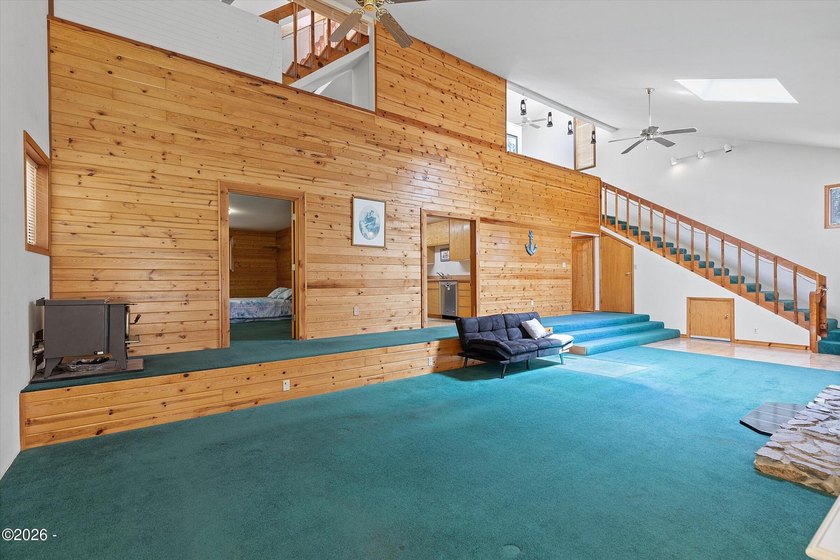 CHARMING COASTAL HOME! This 2,320 square foot home is located on - photo 8