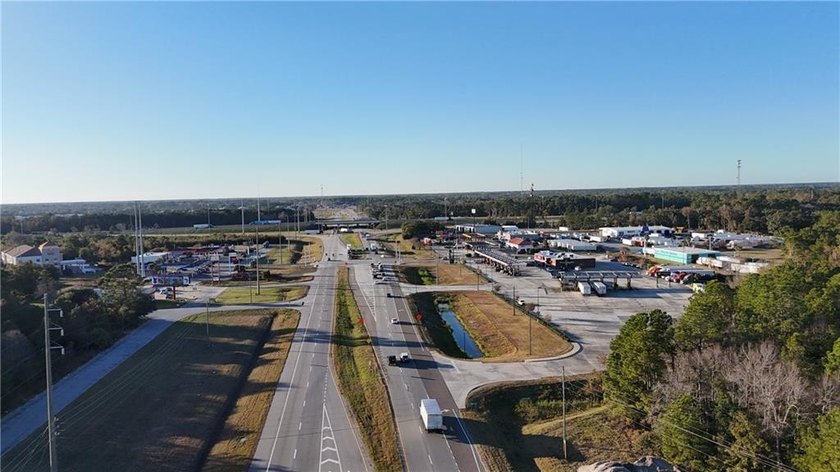 16,000+ AADT | 36+/- Acres on US Hwy 17 | Brunswick's Premier - photo 3