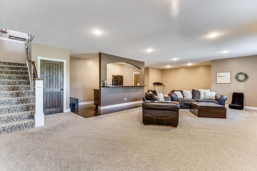 Beautifully designed for modern living, this exceptional home - photo 28