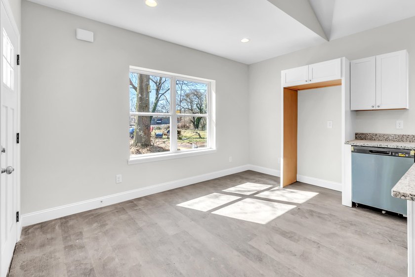 QUALIFIES FOR 100% FINANCING | NEW CONSTRUCTION...Experience - photo 6