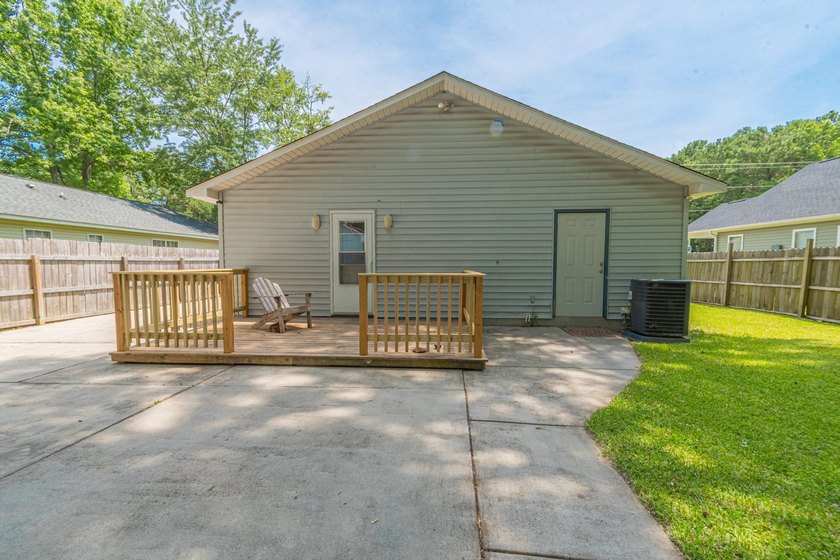 **Charming 3-Bedroom Home with Stunning Outdoor Living in Tern - photo 17