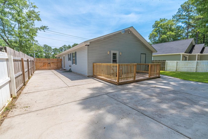 **Charming 3-Bedroom Home with Stunning Outdoor Living in Tern - photo 19