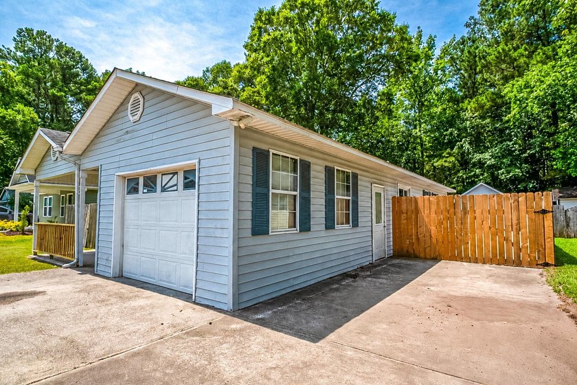 **Charming 3-Bedroom Home with Stunning Outdoor Living in Tern - photo 21