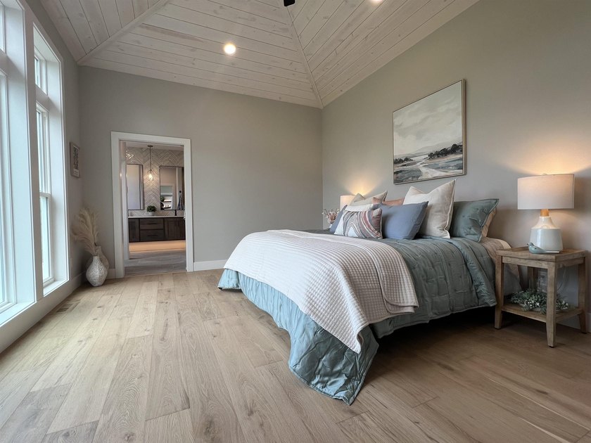 Step into this sunlight-filled home with Amish made built-ins - photo 21