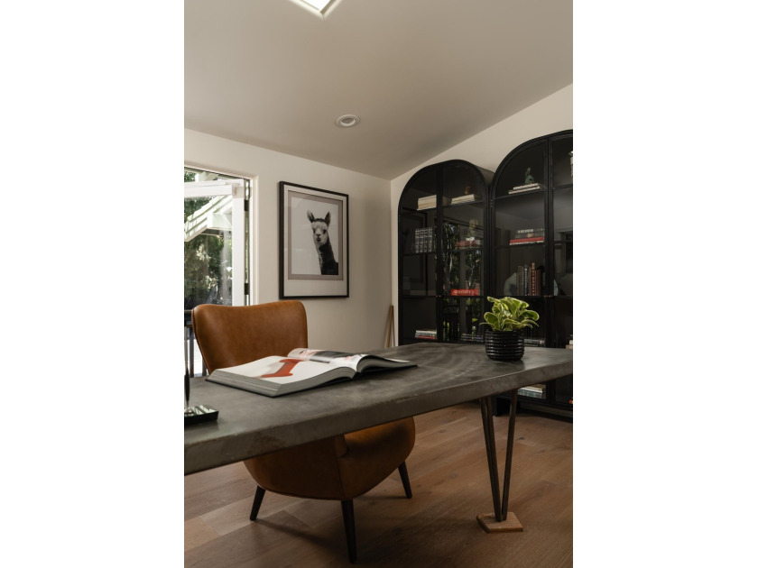 Privately situated on a cul-de-sac within coveted Birnam Wood - photo 10