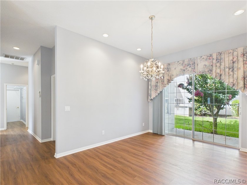One or more photo(s) has been virtually staged. Rare floor plan - photo 14
